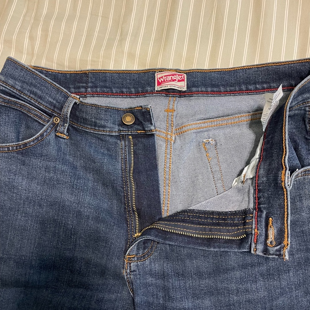 Wrangler Straight Leg Dark Blue Denim Jeans